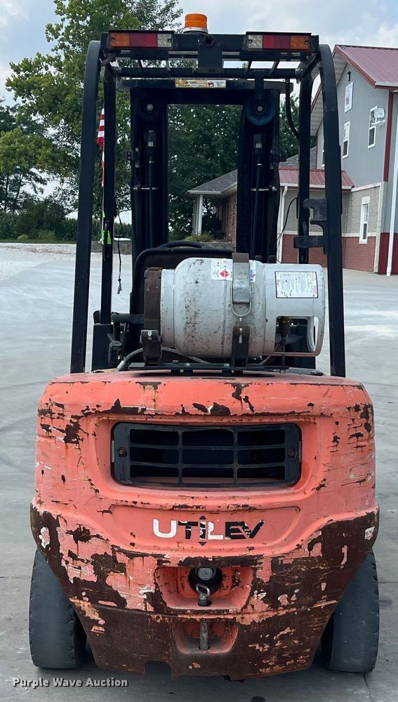 image for item EK8855 2015 Utilev UT25P forklift