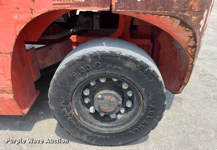 image for item EK8855 2015 Utilev UT25P forklift