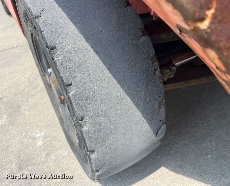 image for item EK8855 2015 Utilev UT25P forklift