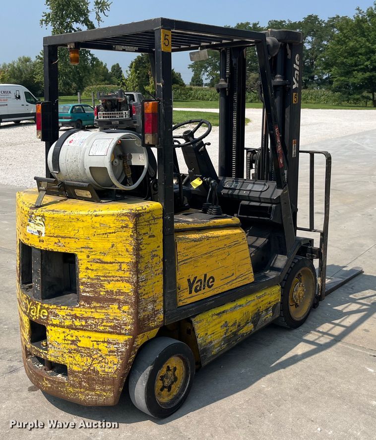image for item EK8856 Yale GLC050TFNUAE084 forklift