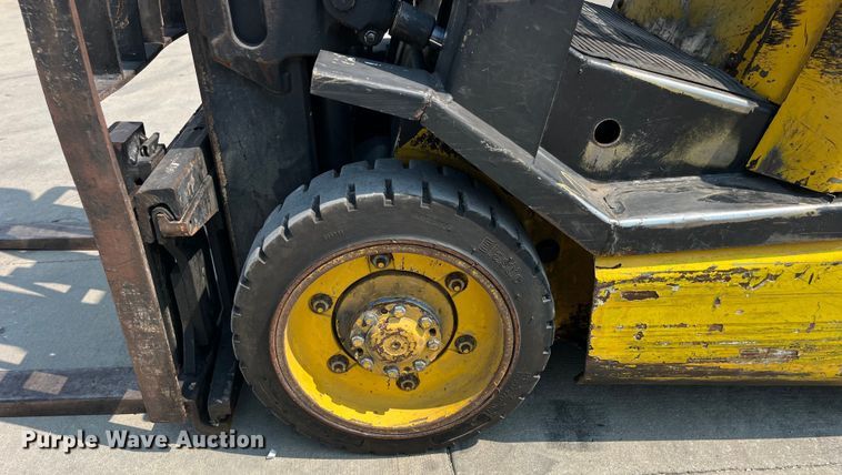 image for item EK8856 Yale GLC050TFNUAE084 forklift