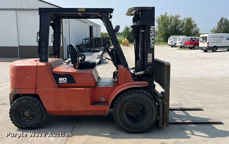 image for item EK8857 Nissan  F04G40V forklift