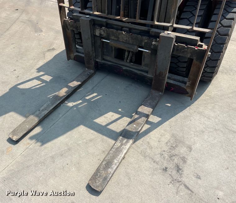 image for item EK8857 Nissan  F04G40V forklift