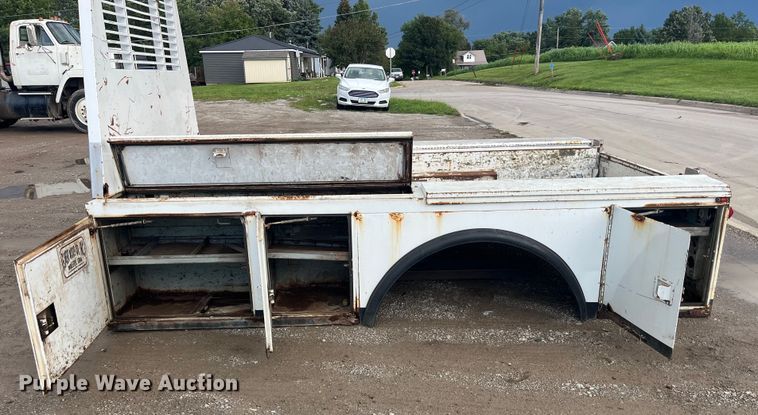 image for item EK8875 Knapheide  6132GD54FJ utility bed