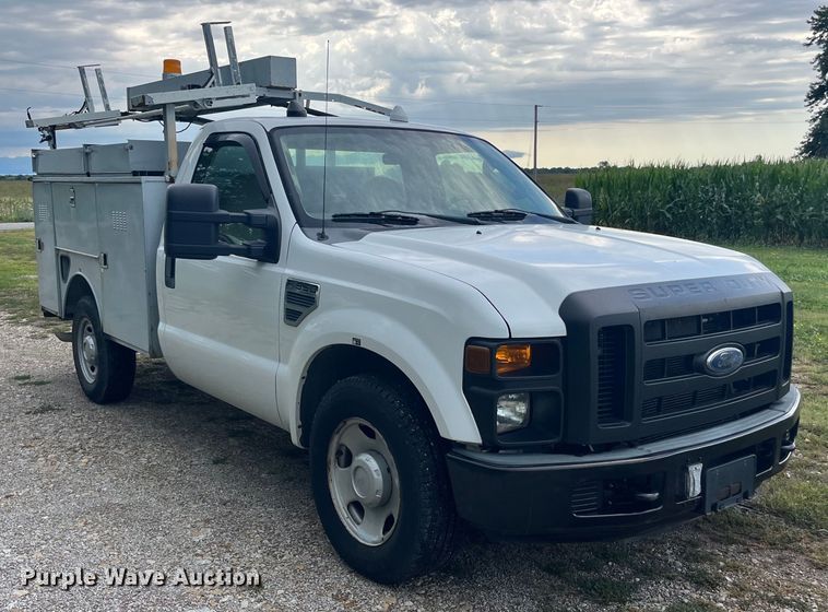 image for item EK8876 2008 Ford F350 Super Duty XL utility bed pickup truck