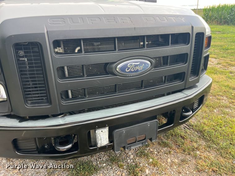 image for item EK8876 2008 Ford F350 Super Duty XL utility bed pickup truck
