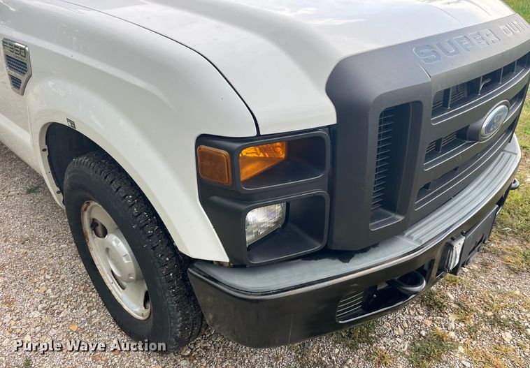 image for item EK8876 2008 Ford F350 Super Duty XL utility bed pickup truck