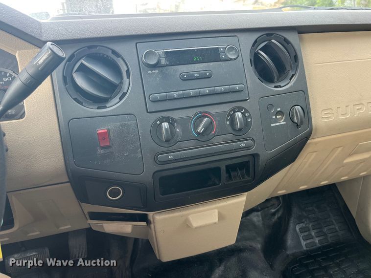 image for item EK8876 2008 Ford F350 Super Duty XL utility bed pickup truck