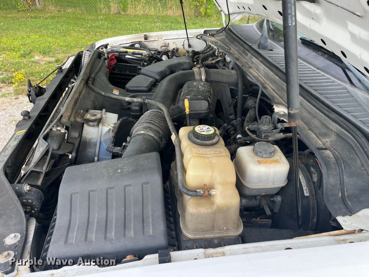 image for item EK8876 2008 Ford F350 Super Duty XL utility bed pickup truck