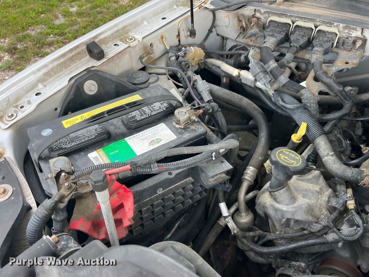 image for item EK8876 2008 Ford F350 Super Duty XL utility bed pickup truck