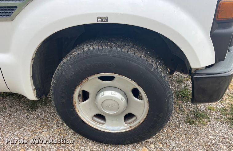 image for item EK8876 2008 Ford F350 Super Duty XL utility bed pickup truck