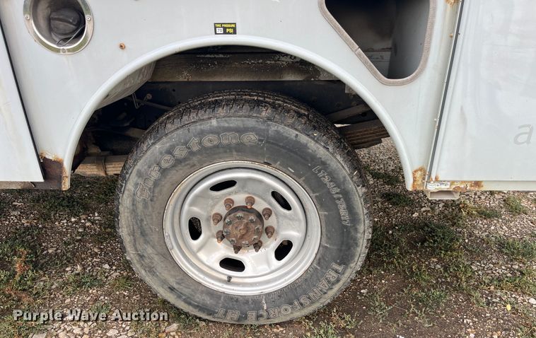 image for item EK8876 2008 Ford F350 Super Duty XL utility bed pickup truck