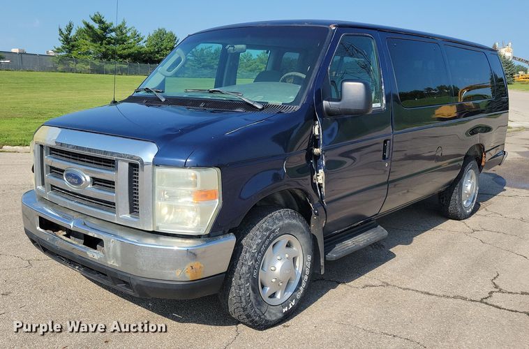 image for item KA9896 2008 Ford Econoline E350 Super Duty van