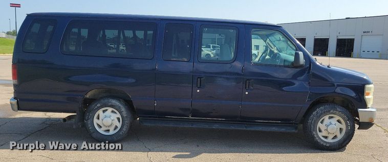 image for item KA9896 2008 Ford Econoline E350 Super Duty van
