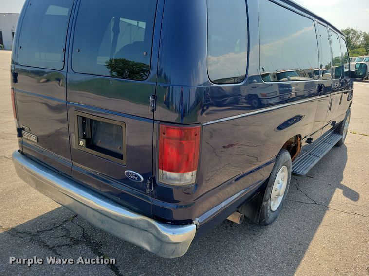 image for item KA9896 2008 Ford Econoline E350 Super Duty van