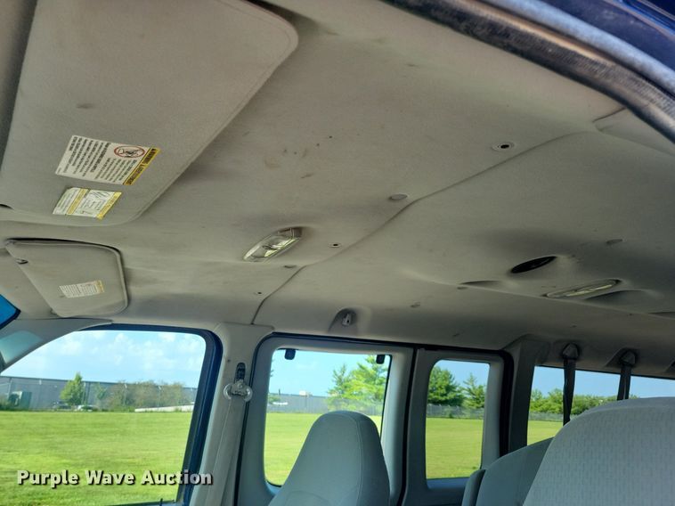 image for item KA9896 2008 Ford Econoline E350 Super Duty van