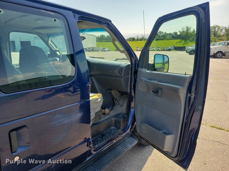 image for item KA9896 2008 Ford Econoline E350 Super Duty van
