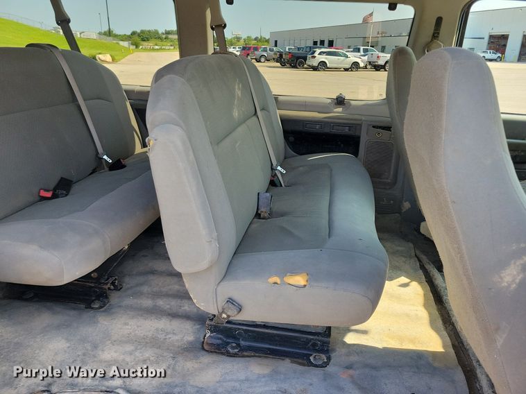 image for item KA9896 2008 Ford Econoline E350 Super Duty van