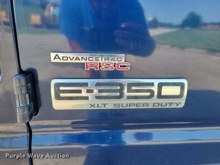 image for item KA9896 2008 Ford Econoline E350 Super Duty van