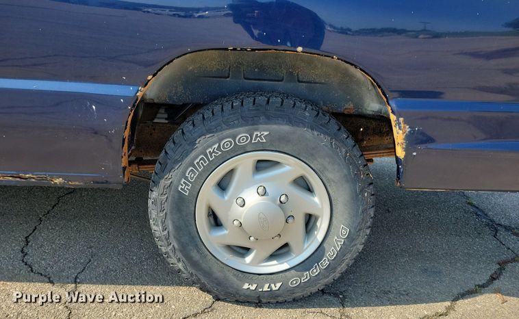 image for item KA9896 2008 Ford Econoline E350 Super Duty van