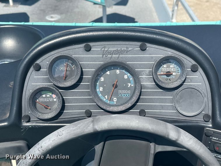 image for item KW9142 1993 Voyager   VLF- Super 24 pontoon boat