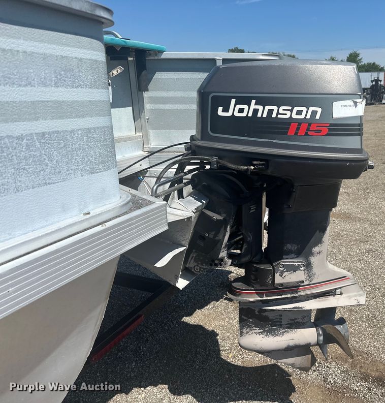 image for item KW9142 1993 Voyager   VLF- Super 24 pontoon boat