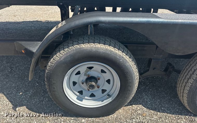 image for item KW9142 1993 Voyager   VLF- Super 24 pontoon boat