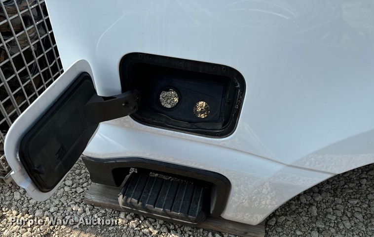 image for item LF9789 2023 Ford F250 Super Duty pickup truck bed