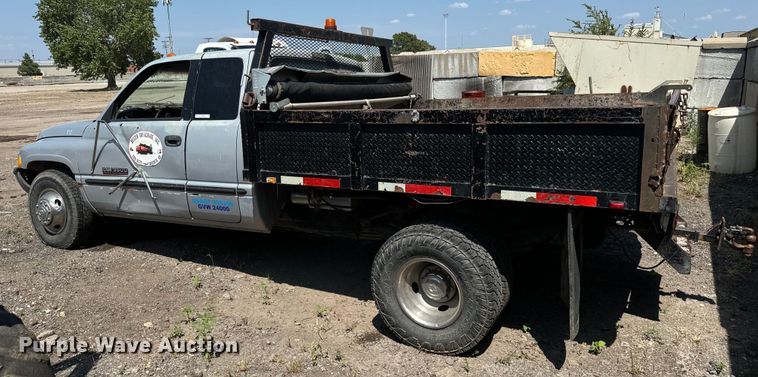 image for item LF9842 1998 Dodge Ram 3500 Laramie SLT Quad Cab dump bed pickup truck