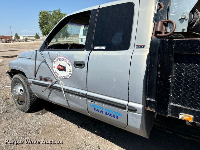 image for item LF9842 1998 Dodge Ram 3500 Laramie SLT Quad Cab dump bed pickup truck