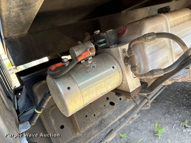 image for item LF9842 1998 Dodge Ram 3500 Laramie SLT Quad Cab dump bed pickup truck