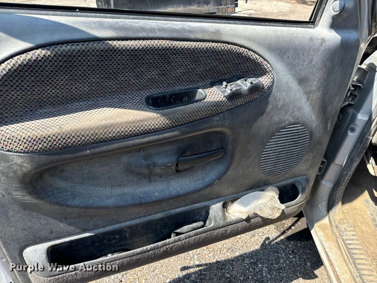 image for item LF9842 1998 Dodge Ram 3500 Laramie SLT Quad Cab dump bed pickup truck