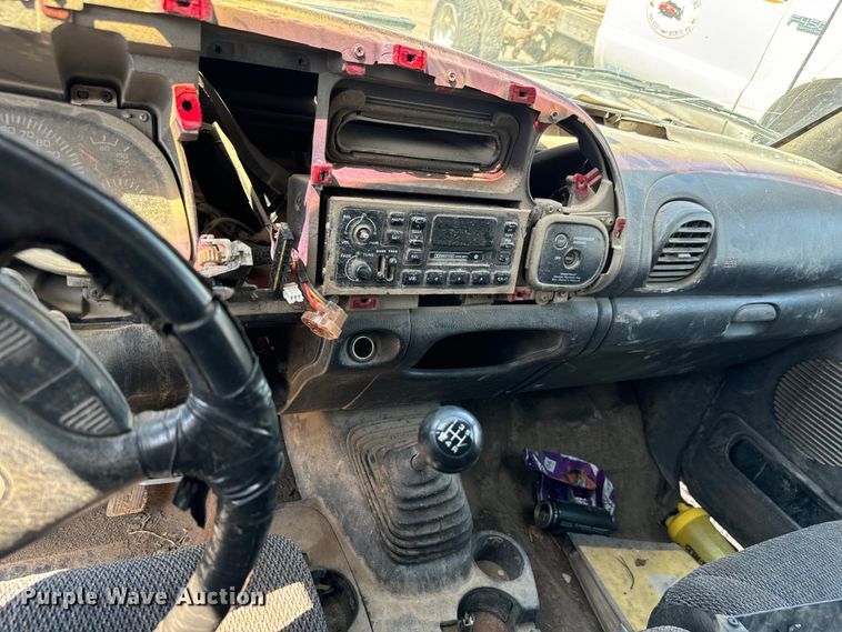 image for item LF9842 1998 Dodge Ram 3500 Laramie SLT Quad Cab dump bed pickup truck