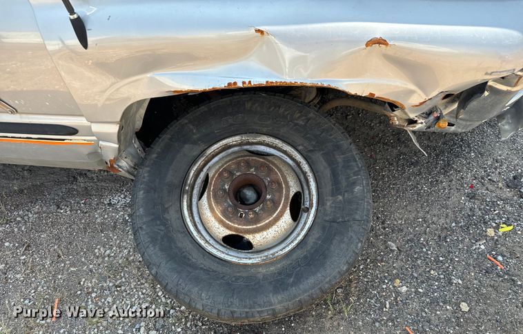 image for item LF9842 1998 Dodge Ram 3500 Laramie SLT Quad Cab dump bed pickup truck