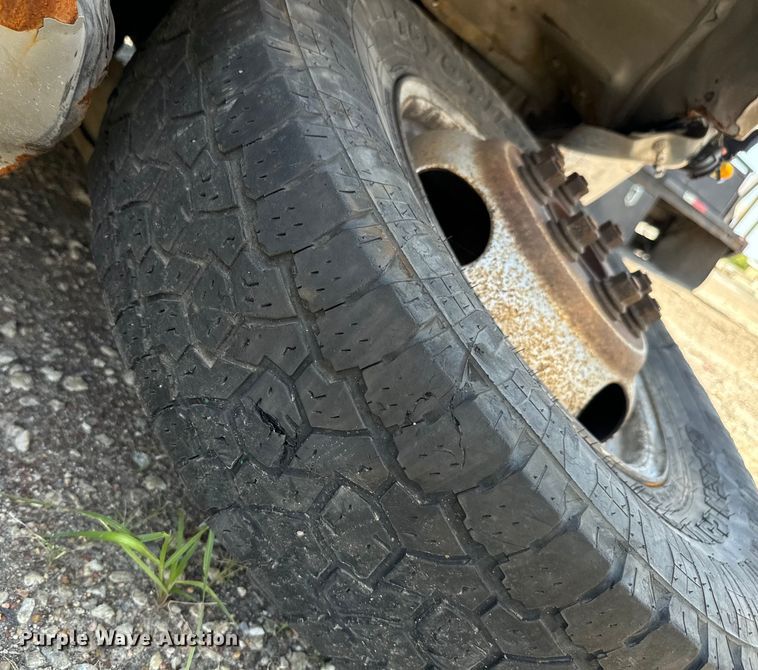 image for item LF9842 1998 Dodge Ram 3500 Laramie SLT Quad Cab dump bed pickup truck