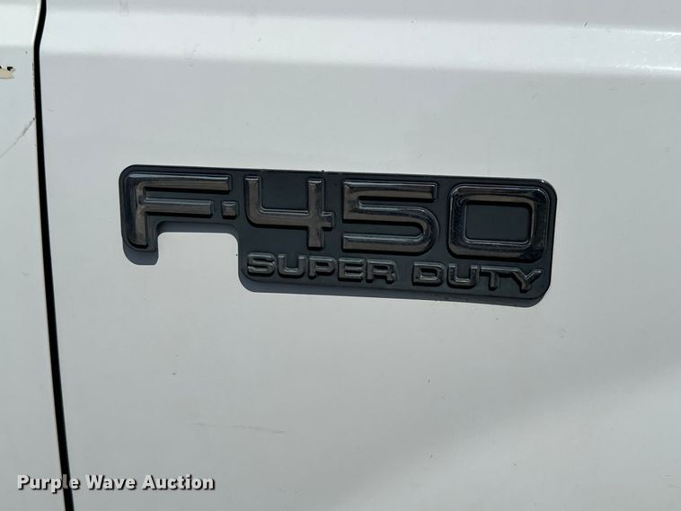 image for item LF9844 1999 Ford F450 Super Duty truck cab and chassis