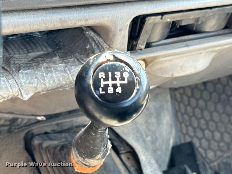 image for item LF9844 1999 Ford F450 Super Duty truck cab and chassis