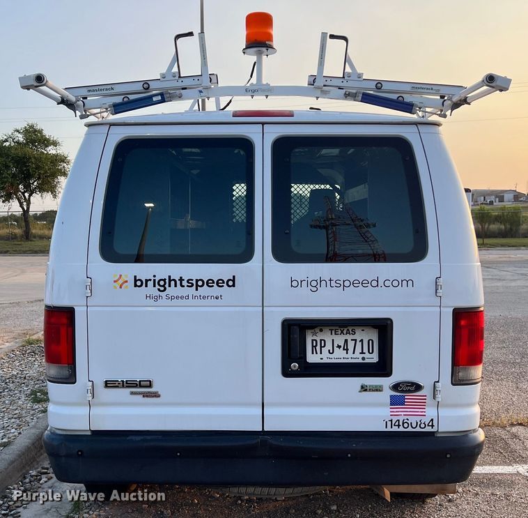 image for item LV9016 2014 Ford E150 van