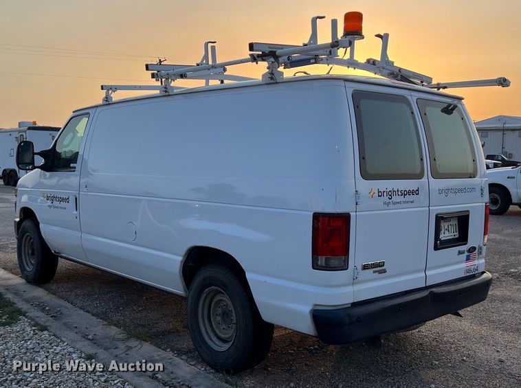 image for item LV9016 2014 Ford E150 van