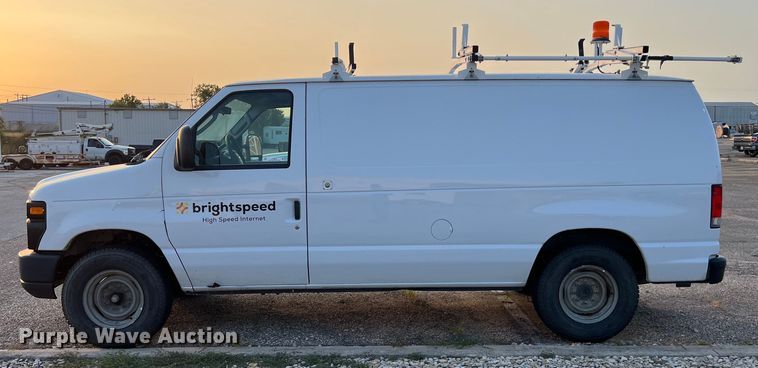 image for item LV9016 2014 Ford E150 van