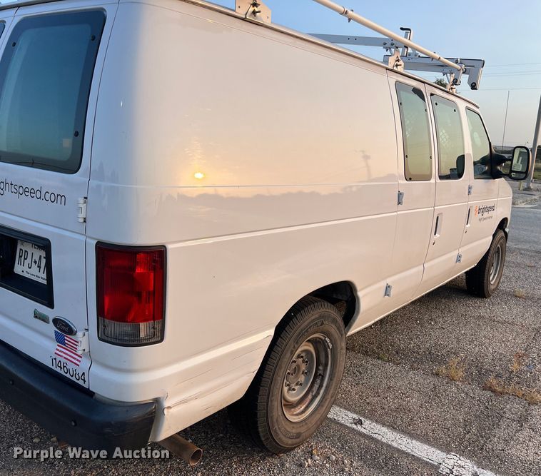 image for item LV9016 2014 Ford E150 van