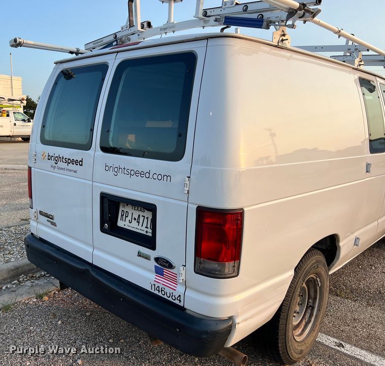 image for item LV9016 2014 Ford E150 van