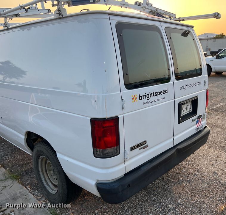 image for item LV9016 2014 Ford E150 van