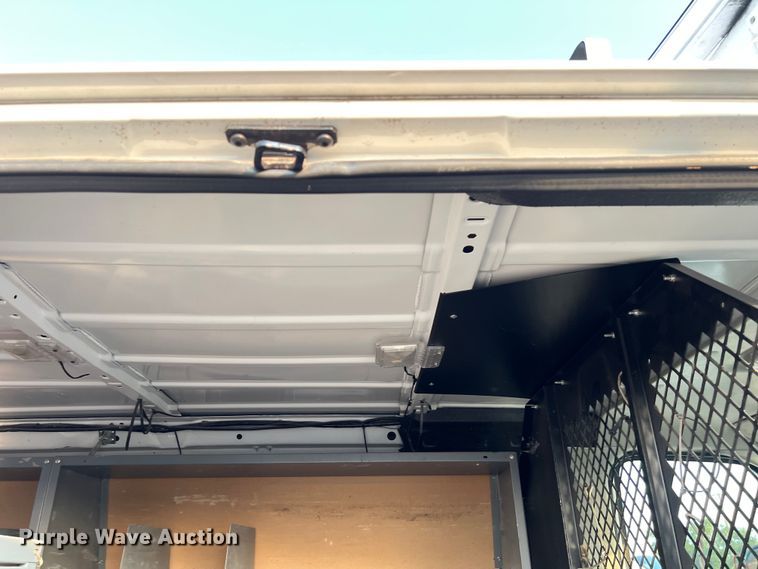 image for item LV9016 2014 Ford E150 van