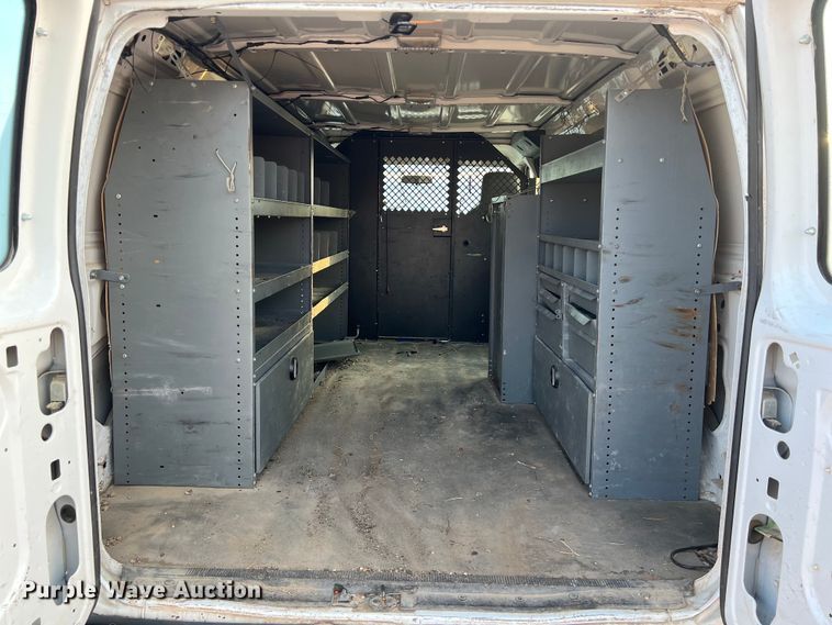 image for item LV9016 2014 Ford E150 van