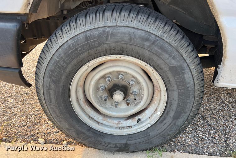 image for item LV9016 2014 Ford E150 van