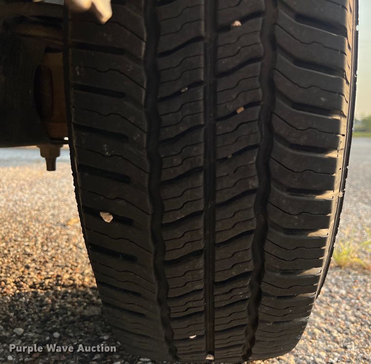 image for item LV9016 2014 Ford E150 van