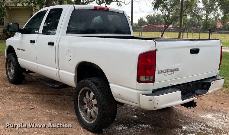 image for item LV9025 2003 Dodge Ram 3500 Quad Cab pickup truck