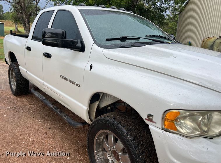 image for item LV9025 2003 Dodge Ram 3500 Quad Cab pickup truck