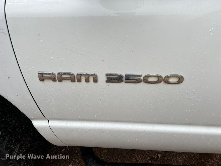 image for item LV9025 2003 Dodge Ram 3500 Quad Cab pickup truck